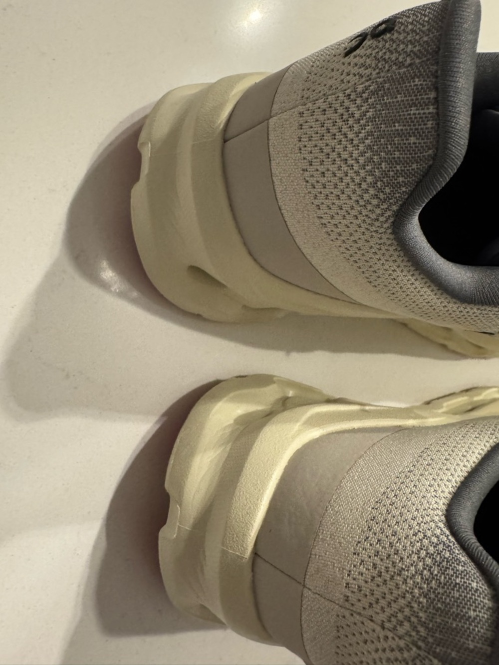 On Running cloud tec - Picture 2 of 7